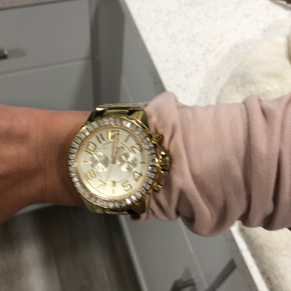 MK watch - Picture 2 of 3
